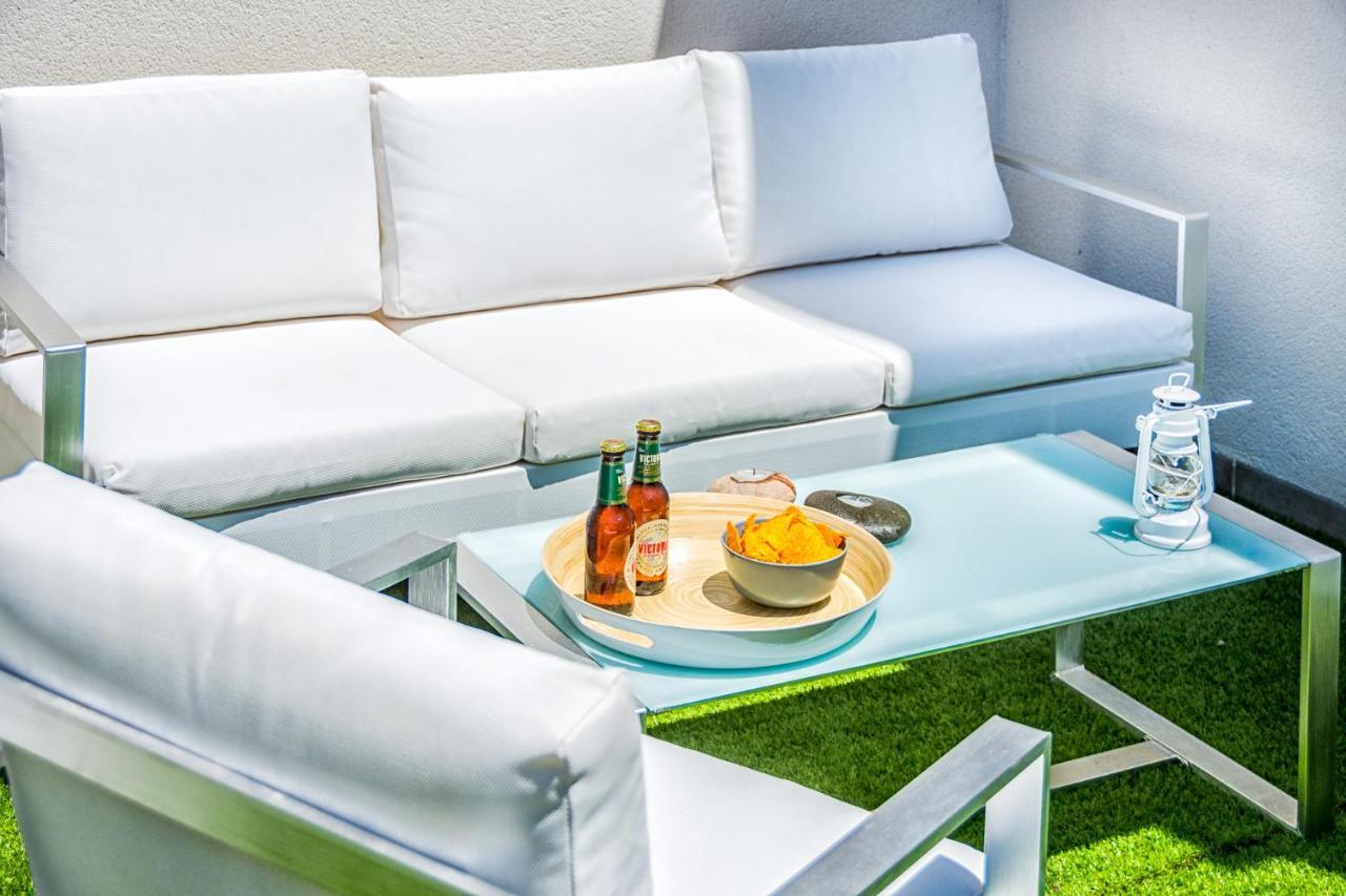 Atico Con Terraza Ac 1Hab En El Centro Y Piscina Comunitaria Apartment Malaga Ngoại thất bức ảnh